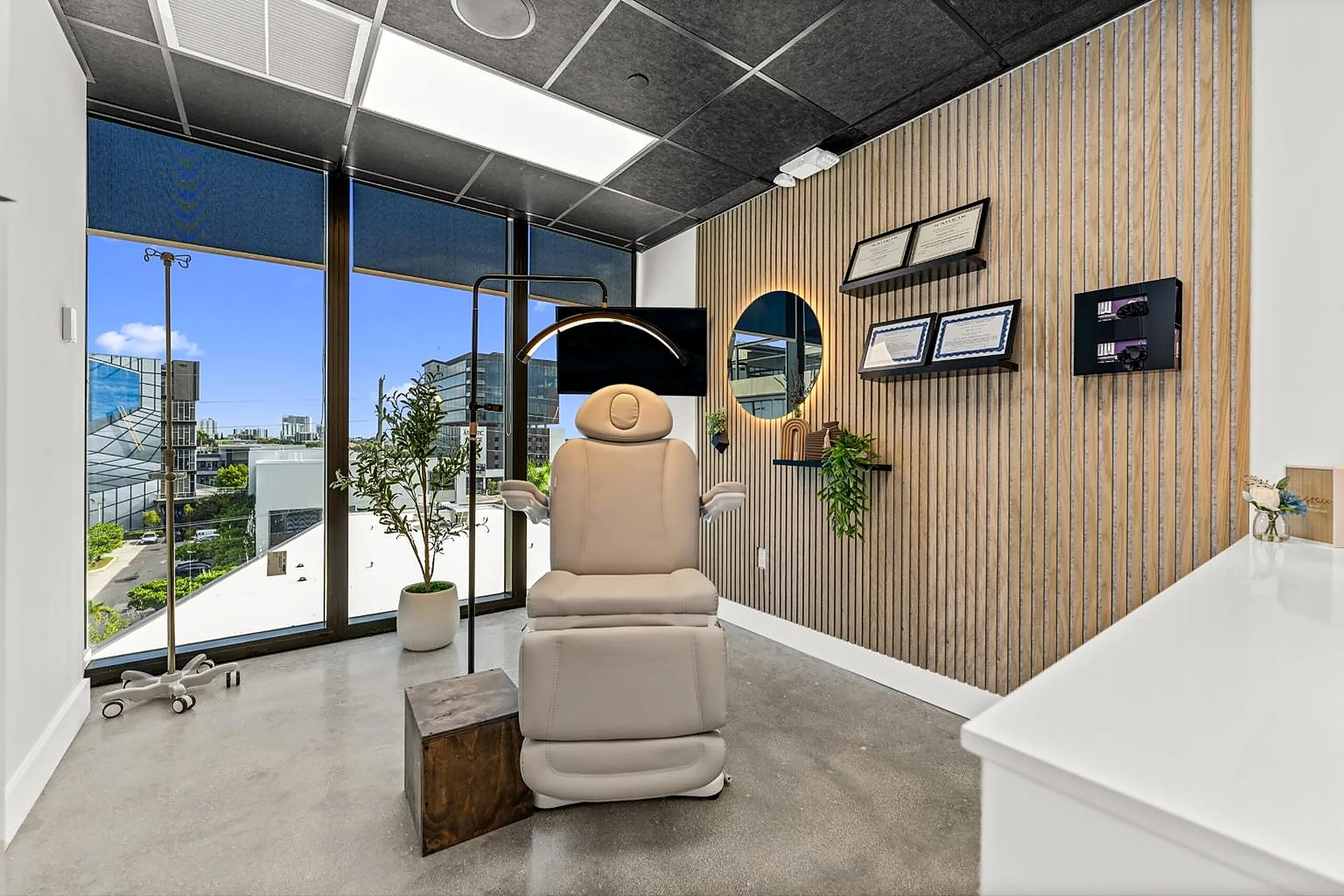 Procedure room with finished walls